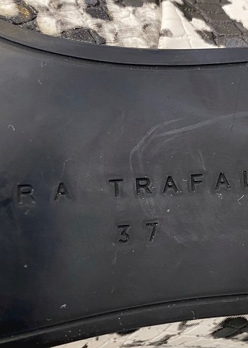 ZARA Yılan Desenli Topuklu Kadın Ayakkabı - Görsel 3