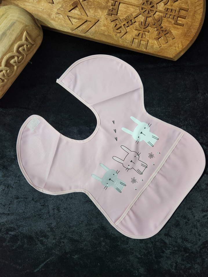Pembe Baskılı Bebek Önlüğü Büyük boy - Görsel 3