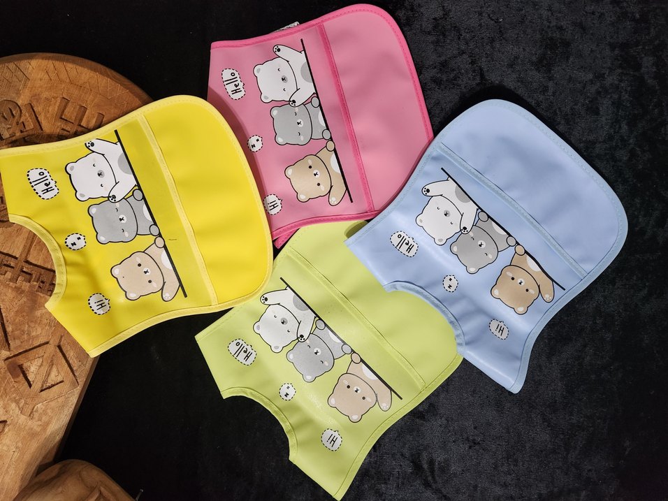 Nakışlı Yeşil Bebek mama Önlüğü Küçük Boy - Görsel 2