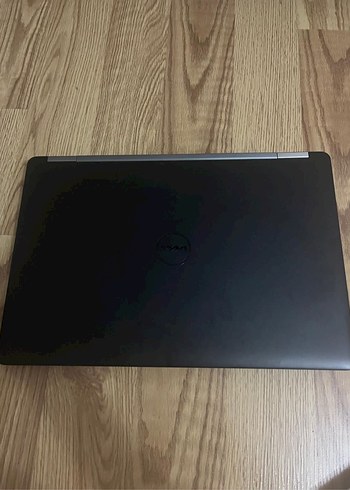 Beden Dell i5 8Gb RAM 256Gb SSD Laptop