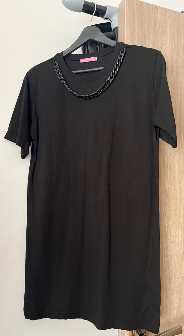 Zincir Detaylı Siyah Midi Elbise - Görsel 2