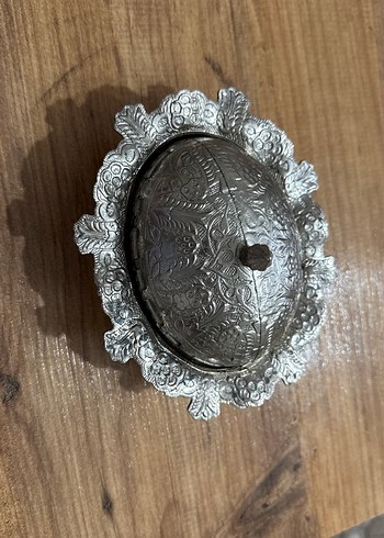 Diğer İşlemeli Gri Parlak Sofra Takımı