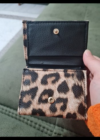 Kürk Detaylı Leopar Desenli Deri Kadın Cüzdanı - Görsel 3