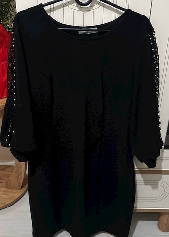 Zincir Detaylı Siyah Midi Elbise - Görsel 2