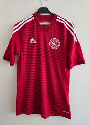 Adidas ürünü