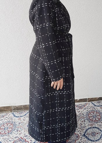 Diğer Siyah Kareli Kuşaklı Uzun Kadın Kaban