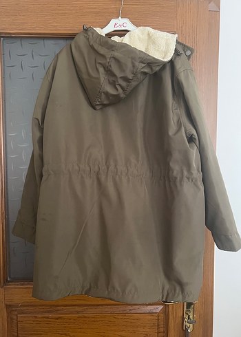 Haki Kürklü Kadın mont - Görsel 4