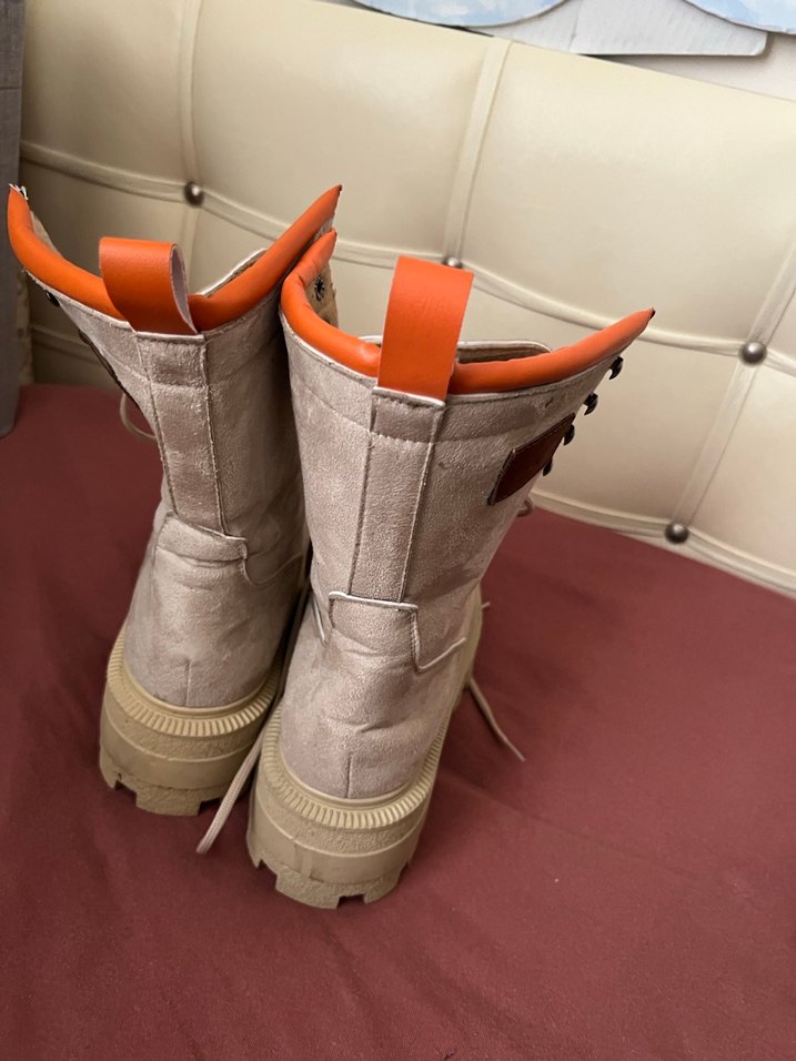 Bej Süet Kadın Günlük Dolgu Topuklu Bot - Görsel 3