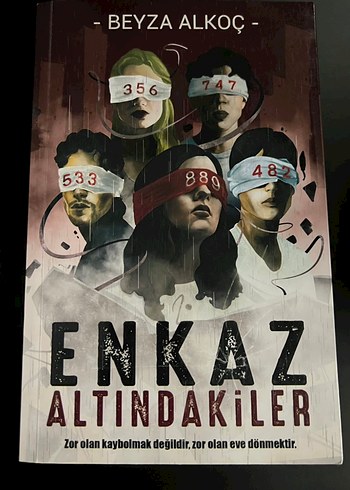 Enkaz Altındakiler - Beyza Alkoç