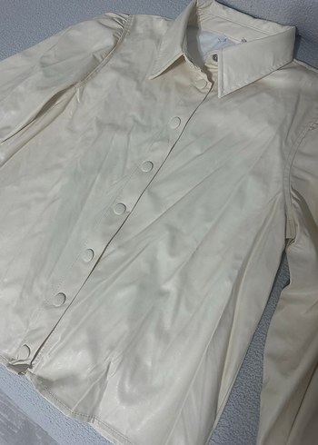Düğmeli Beyaz deri Uzun Kollu Gömlek - Görsel 2