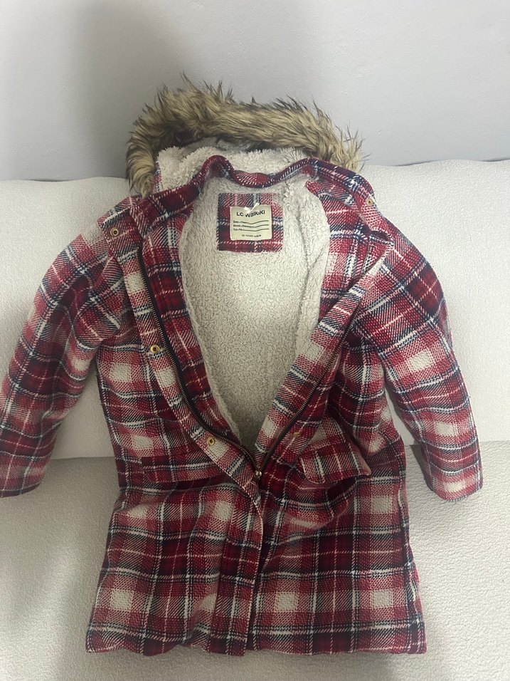 Kız Çocuk Bordo Ekoseli Kürklü Kaban - Görsel 2