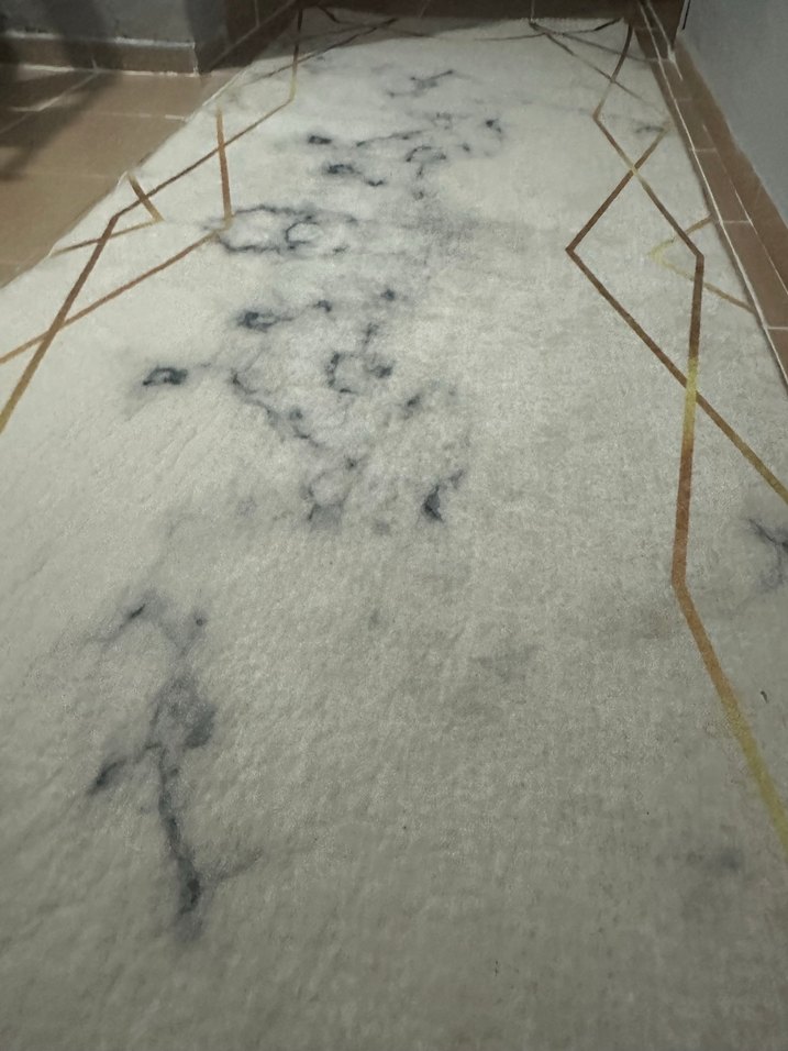 Soyut Desenli Beyaz Gri Halı - Görsel 2