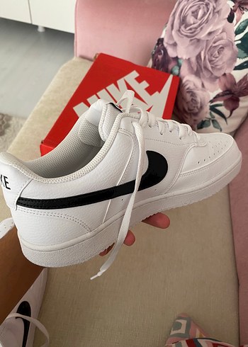Nike court sıfır 41 numara erkek Ayakkabı