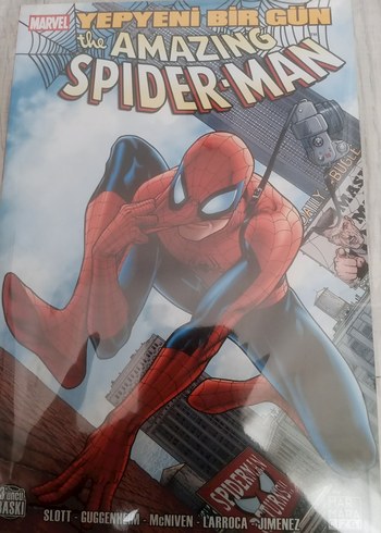 Amazing Spider-Man: Yepyeni Bir Gün Cilt 1