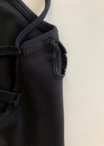 xs Beden Siyah Spor Sütyeni Çapraz Askılı
