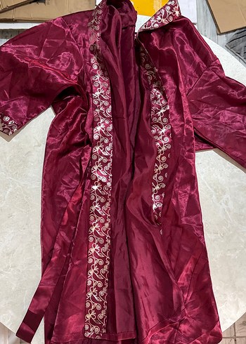 Bordo Nakışlı Uzun Kadın Sabahlık