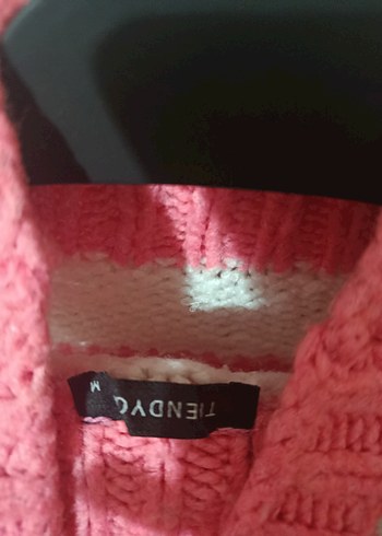 Trendyol & Milla Pembe Beyaz Çizgili Yüksek Yakalı Triko Kazak
