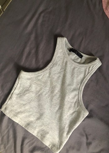Gri Kolsuz Yüksek Yakalı Crop Top