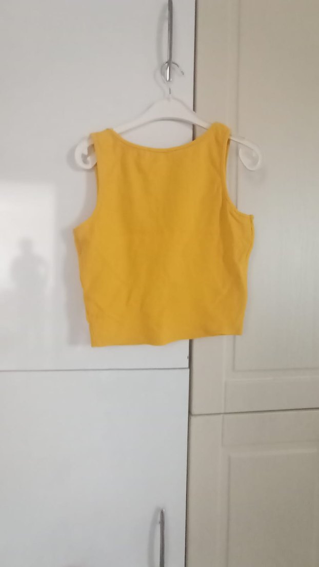 Sarı Süet Mini Kolsuz Kadın crop - Görsel 2