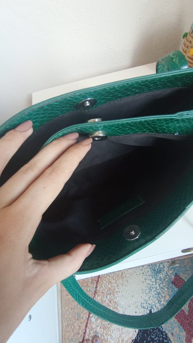 Yeşil Yılan Derisi Desenli Kadın Deri Çanta - Görsel 4