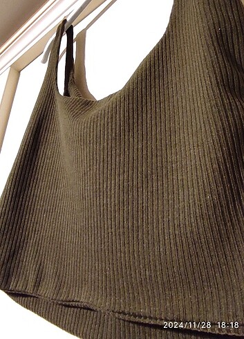 Haki askılı mini üst crop  - Görsel 5