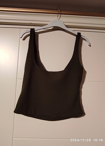 Haki askılı mini üst crop  - Görsel 10