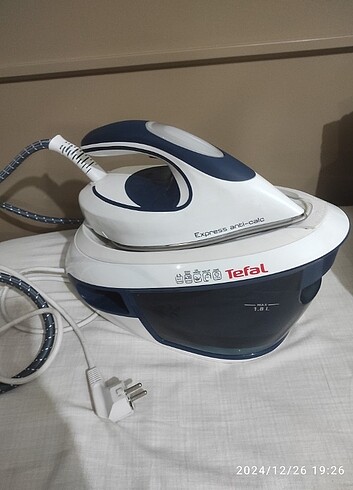 Tefal express anti-calc buhar Kazanlı ütü 