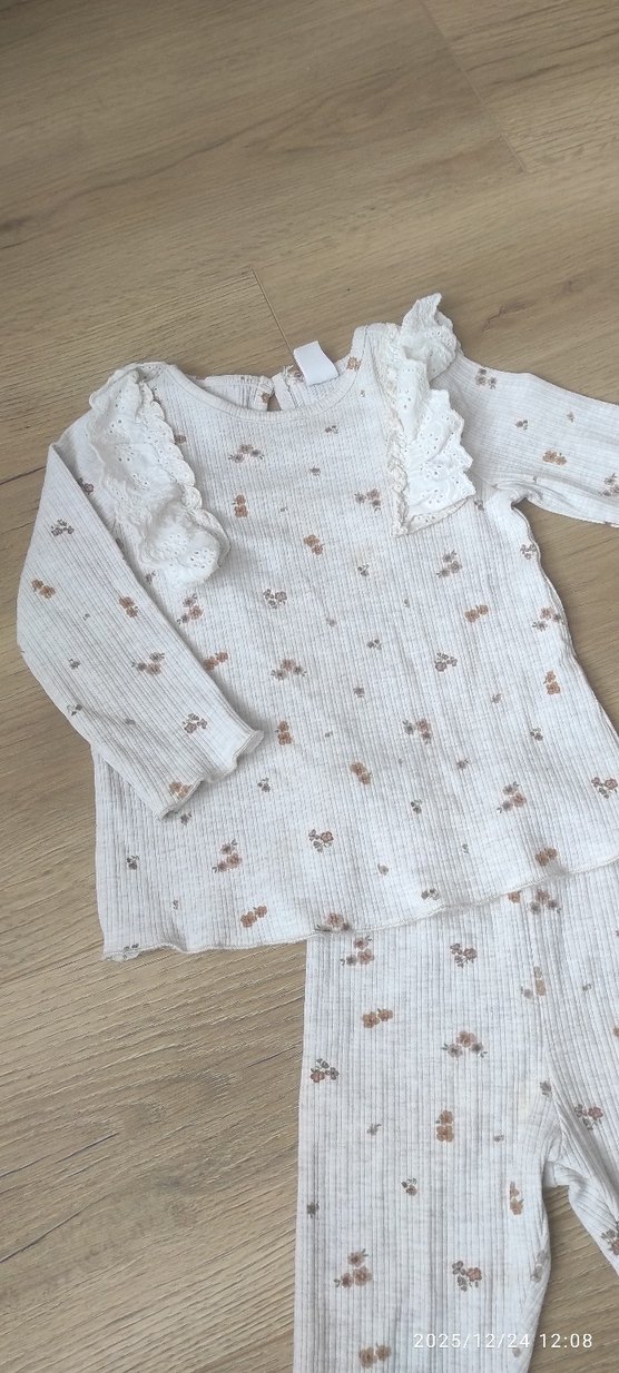 Krem kahve çiçek Desenli Dantelli Bebek Takımı - Görsel 5