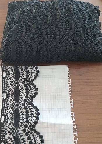 Gotik Siyah Dantel Şerit metre fiyatıdır - Görsel 2
