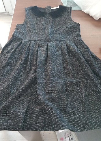 Siyah Pilili Kolsuz Kız Elbisesi - Görsel 3