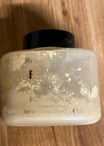 Revolution Super Matte Fix Pudra - Görsel 2