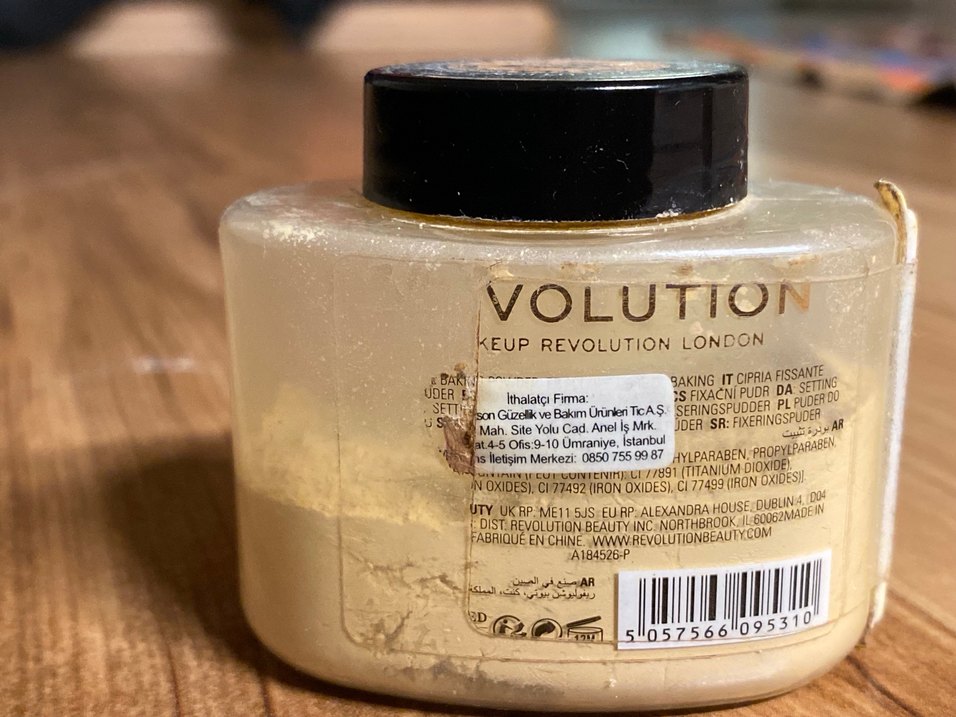 Revolution Super Matte Fix Pudra - Görsel 4