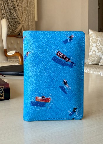 Louis Vuitton YAZLIK EN ÇOK İSTENİLEN Cüzdan