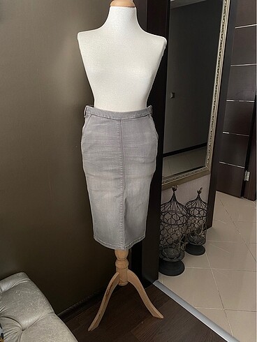 Zara Jean Etek
