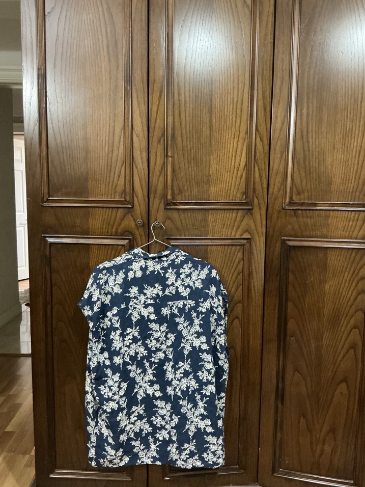 Mavi Çiçek Desenli Uzun Kollu Kadın Gömlek - Görsel 2