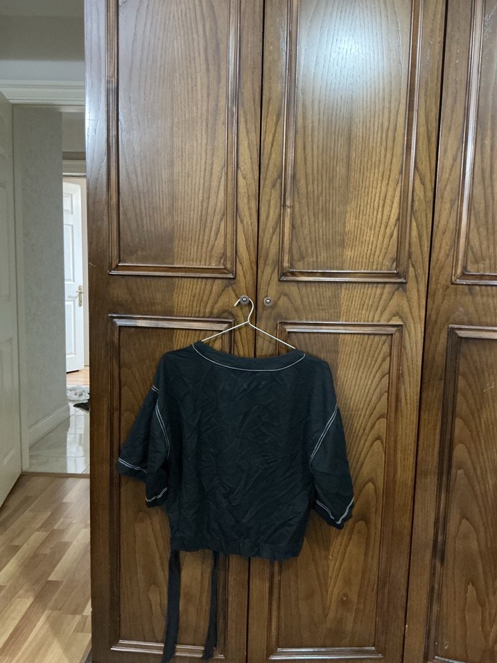 Bershka Üst - Görsel 3