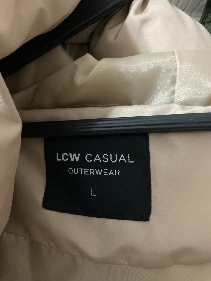 Bej Düğmeli Kadın Kışlık Mont - Görsel 2