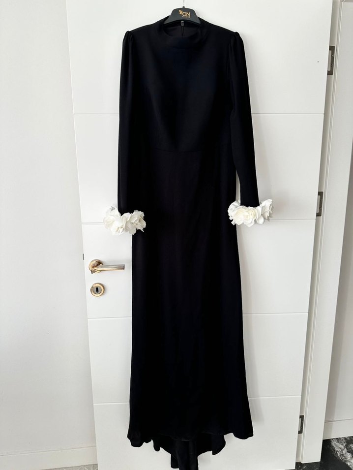 Siyah Uzun Kollu Yüksek Yakalı Abiye Elbise - Görsel 2