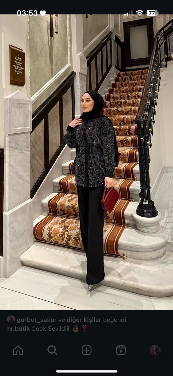 Düğmeli taşlı takım - Görsel 2