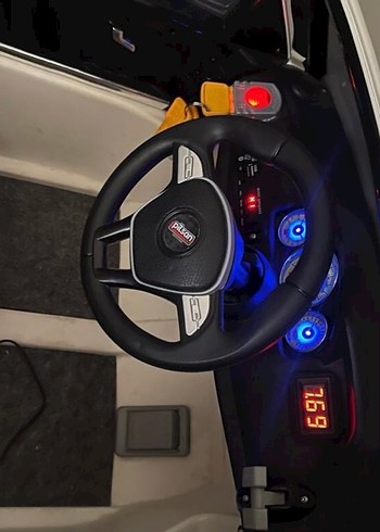 Beyaz Parlak Pilsan Elektrikli Binici Araba - Görsel 3