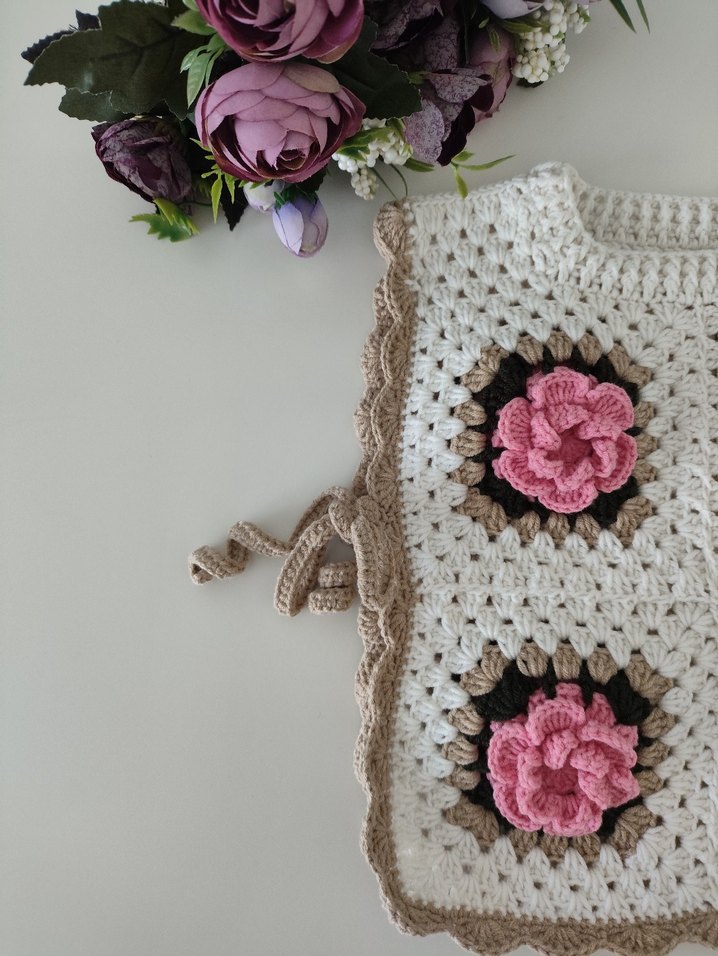 Çiçek Desenli Örgü Kız süveter - Görsel 2
