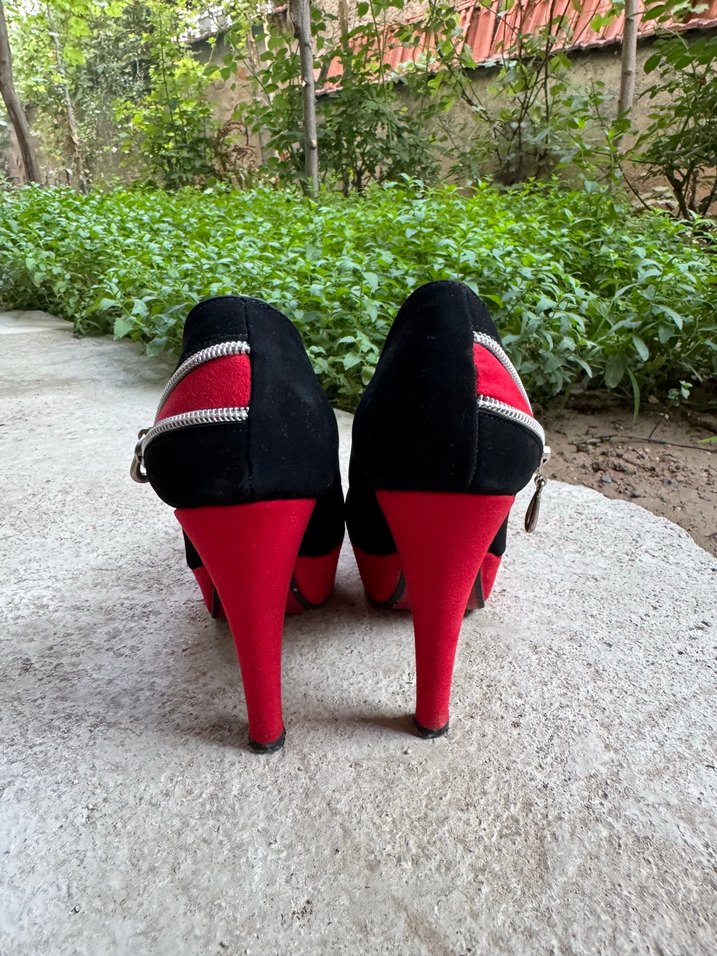 Kırmızı Siyah Fermuarlı Platform Topuklu Ayakkabı - Görsel 2