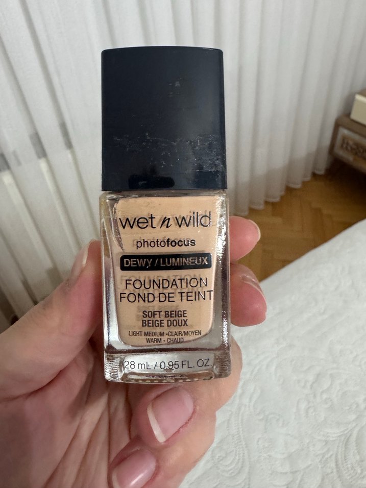 Wet n Wild Soft Beige Fondöten 8 ml - Görsel 4