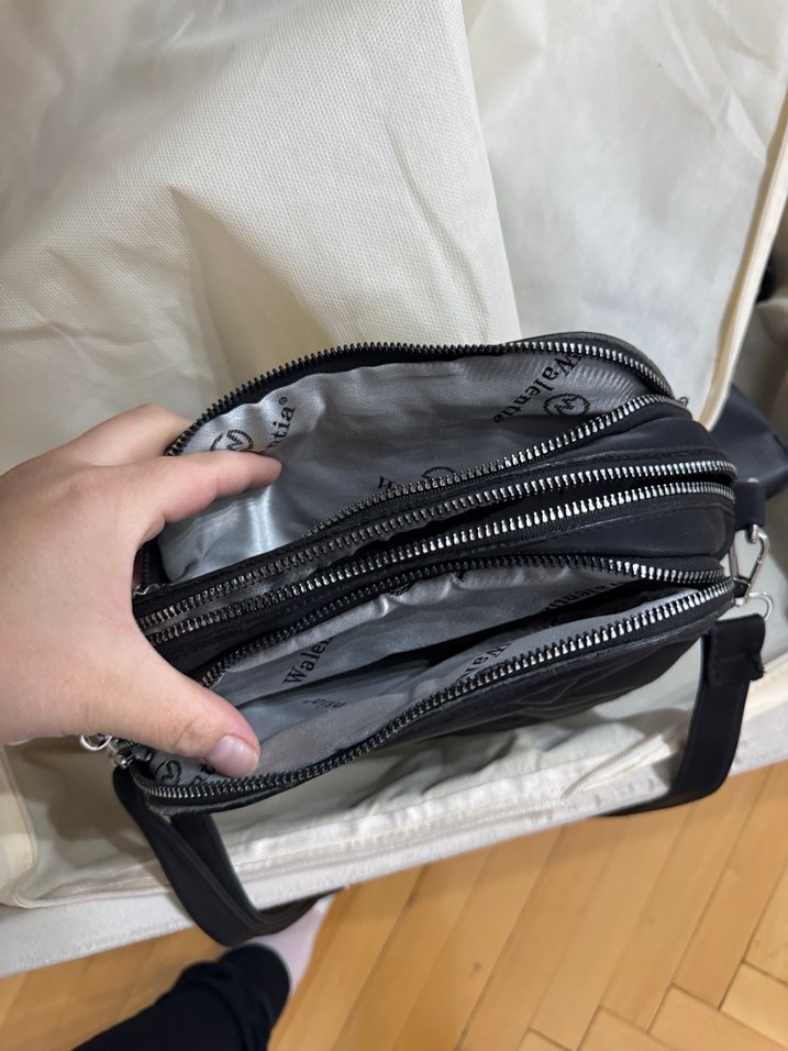 Siyah Fermuarlı Kadın Çantası - Görsel 3