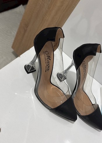 Cam Topuklu Siyah Parlak Stiletto