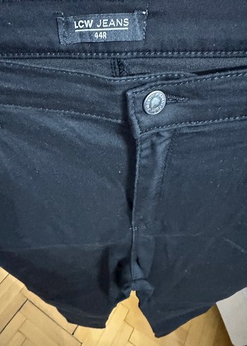44 Beden Kadın Siyah Kot Pantolon