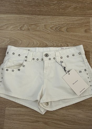 Stradivarius Metal Detayli Ekru Denim Sort Stradivarius