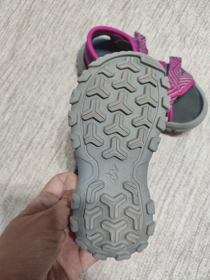 Kız Çocuk Renkli Cırtlı Terlik Sandalet - Görsel 3