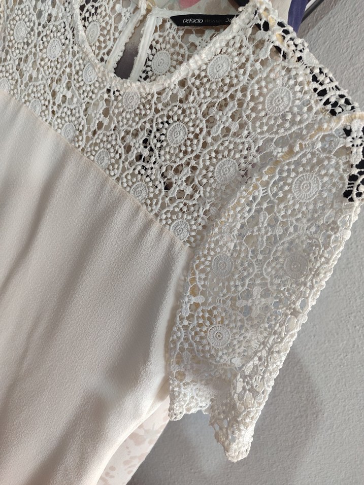 Dantel Detaylı Beyaz Midi Elbise - Görsel 3