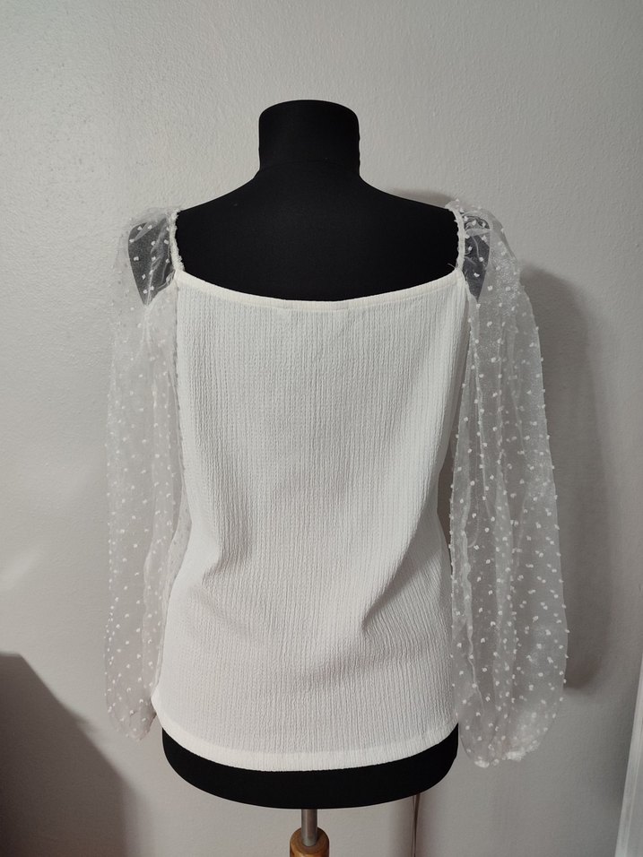 Uzun Kollu V Yaka İşlemeli Beyaz Bluz - Görsel 2